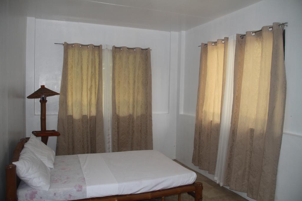 Rama International Beach Resort Botolan Rom bilde